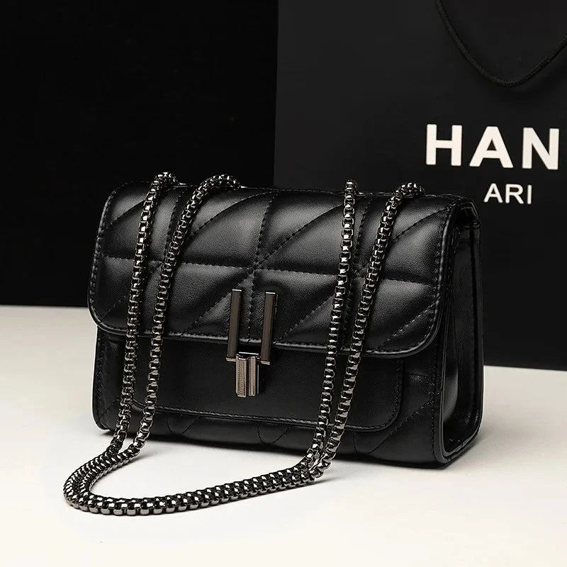 Giulietta™ Classic Chain Bag – Elegant Quilted Shoulder & Crossbody Bag